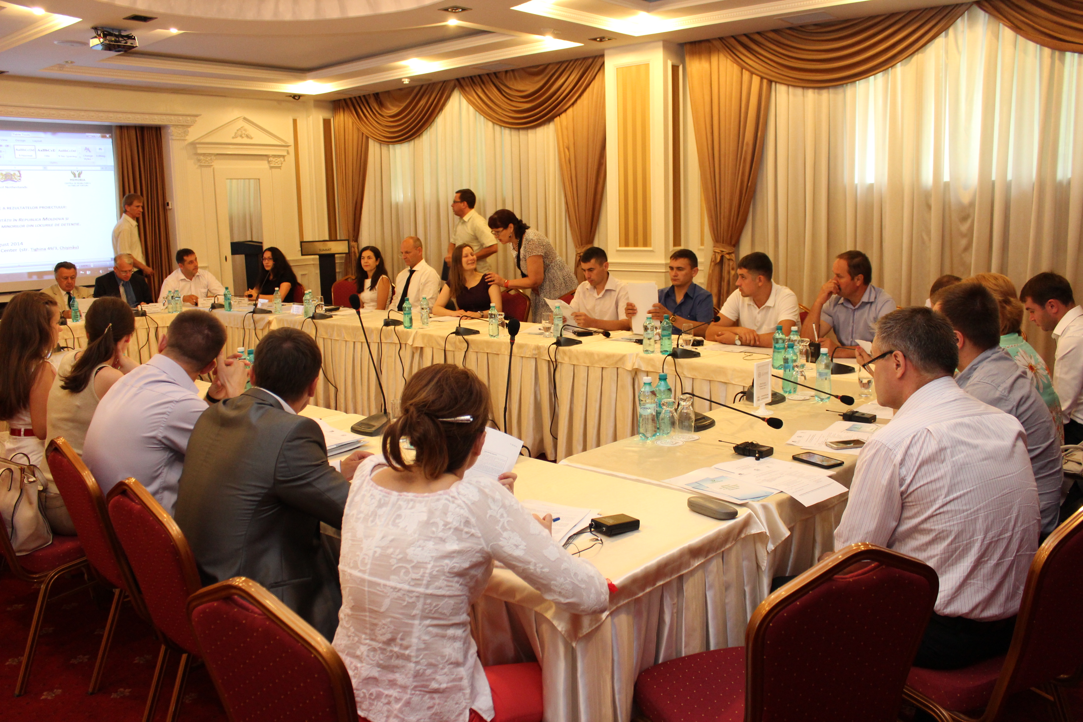 RCTV Memoria round table discussion on human rights